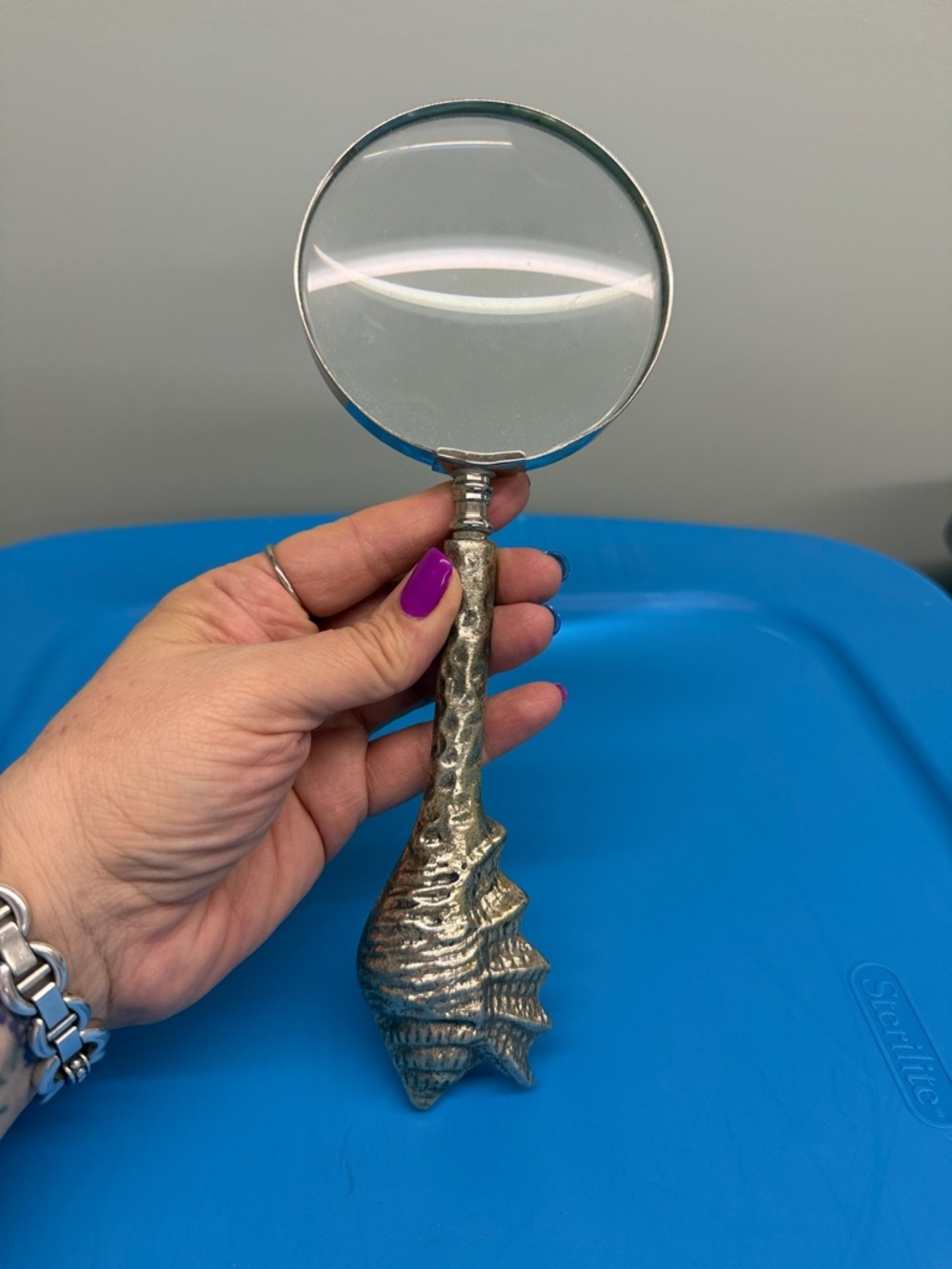 Ornate Metal Shell Handled Magnifying Glass